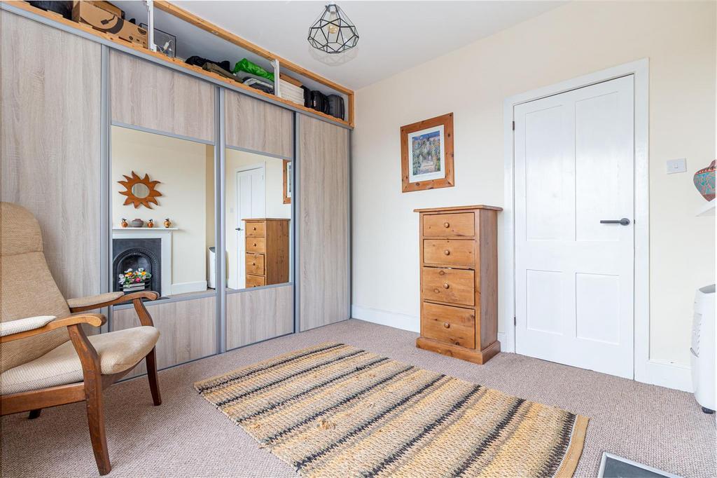 Bedroom-2-2.jpg