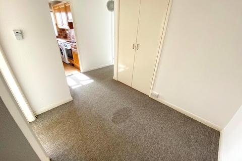 2 bedroom apartment to rent, Cockerell Rise, East Cowes