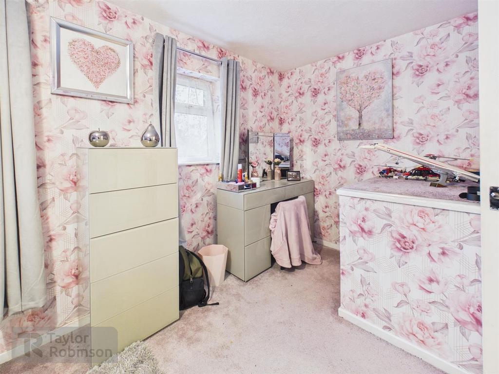 CAM02600 G0-PR0652-STILL012.jpg