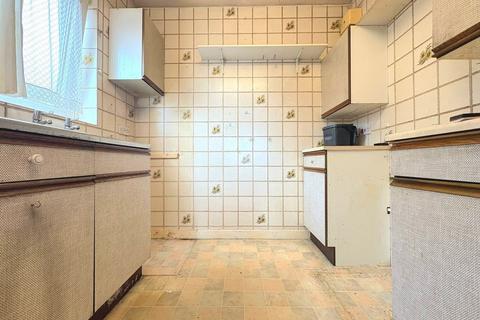 1 bedroom flat for sale, Oakdene Close, Pinner