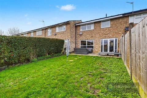 4 bedroom terraced house for sale, Lavender Close, Cheshunt