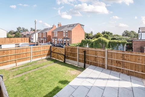 undefined, Park Road, Farnborough GU14