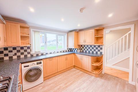 3 bedroom terraced house for sale, Crammond Place, Perth