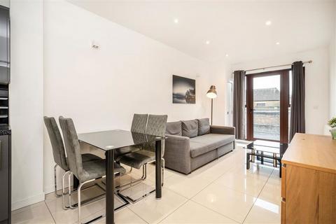 2 bedroom flat to rent, Old Street, London EC1V