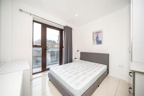 2 bedroom flat to rent, Old Street, London EC1V