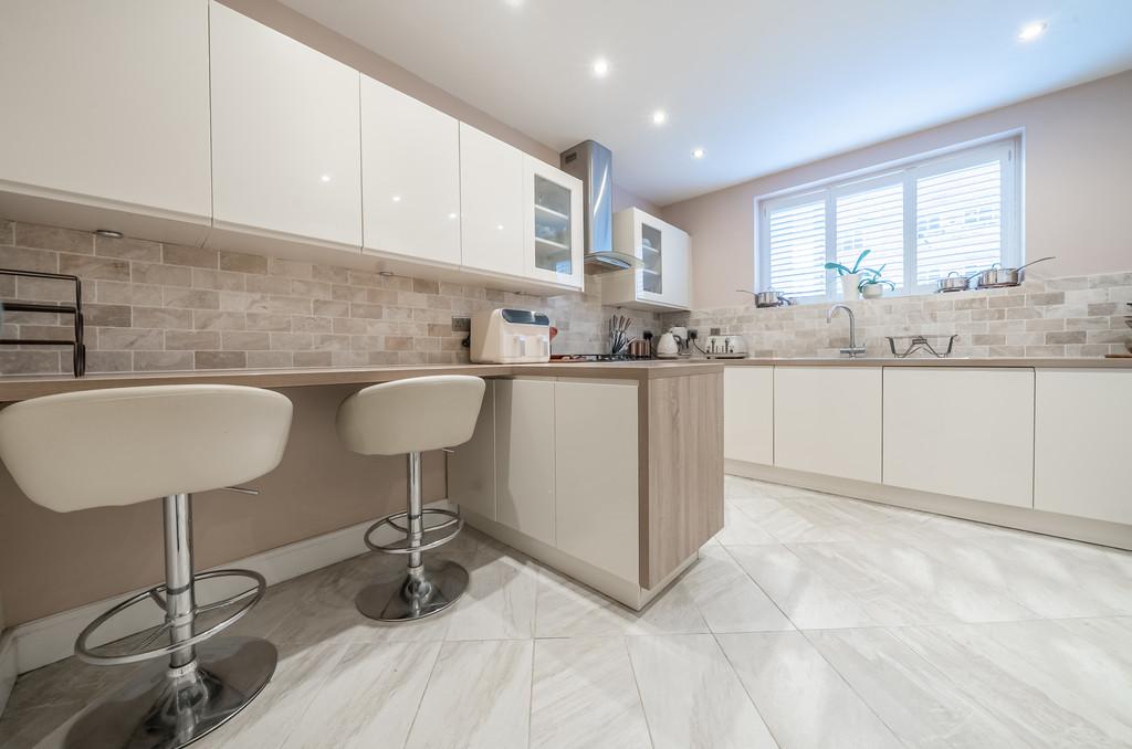 70 Viceroy Close00013