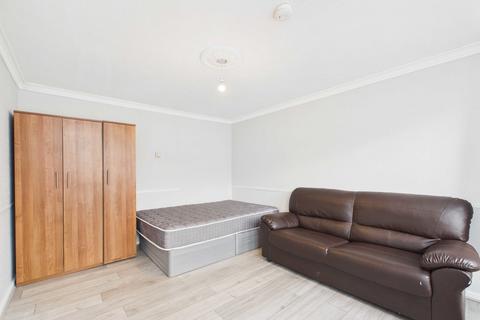 undefined, Amina Way, Bermondsey