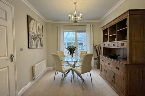 4 bedroom detached house for sale, Cleves Close, Melton Mowbray
