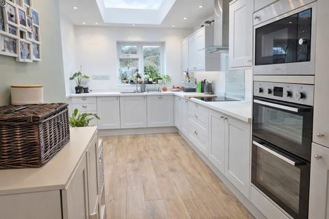 3 bedroom semi-detached house for sale, Church Lane, West Sussex BN42