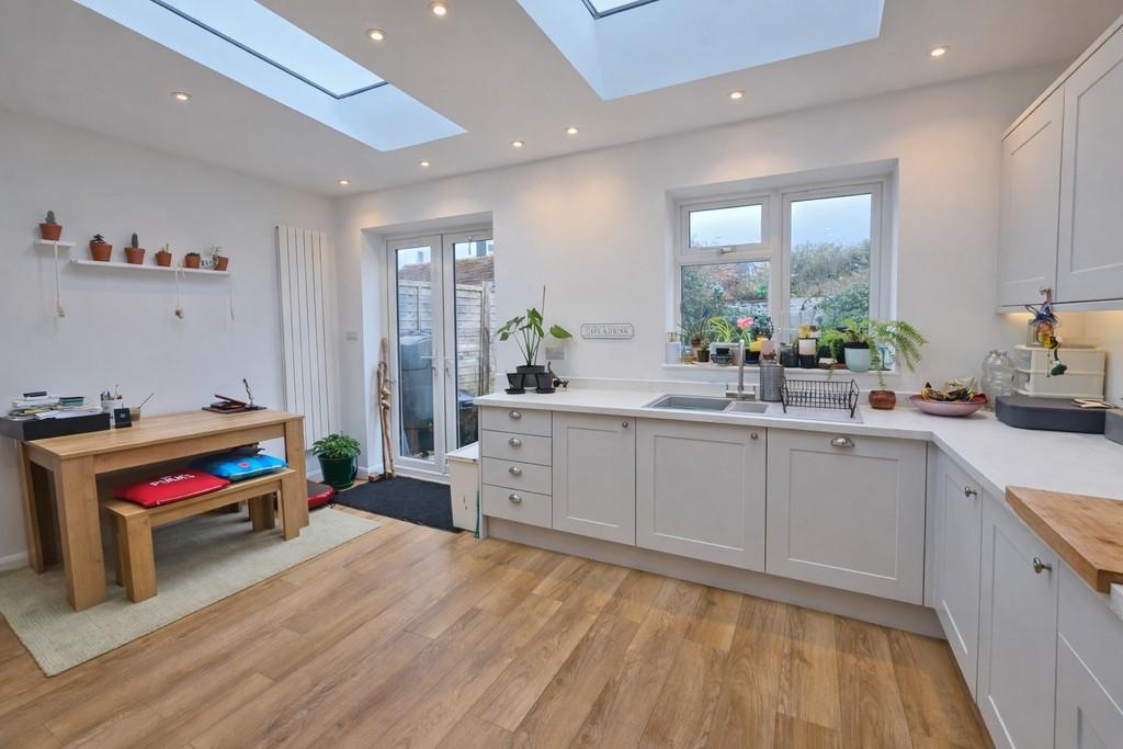 Kitchen 2