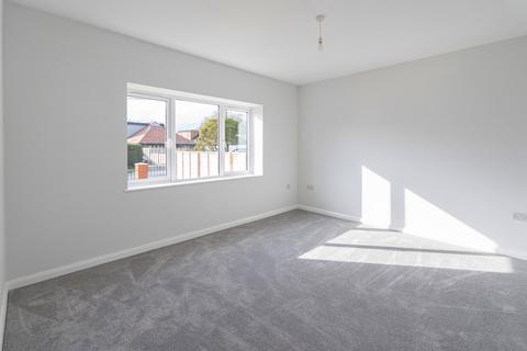 3 bedroom semi-detached house for sale, Highland Road, Beare Green