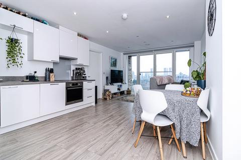 2 bedroom apartment for sale, Ottinger Close, Salford, M50