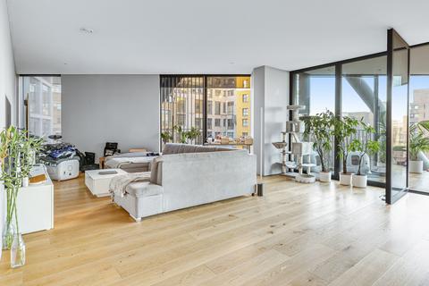 undefined, London SE1 9