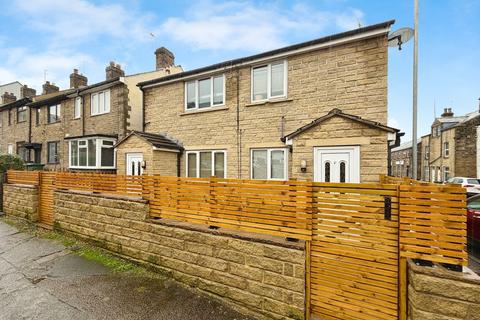 2 bedroom ground floor flat for sale, Barran Street, Bingley, BD16 4JR