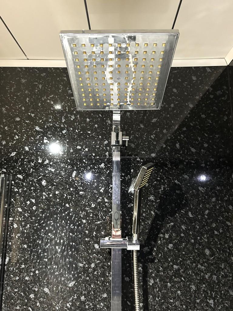 12 - Bathroom 2