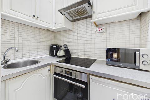 undefined, Townhead, Kirkintilloch, Glasgow, East Dunbartonshire, G66 1NZ