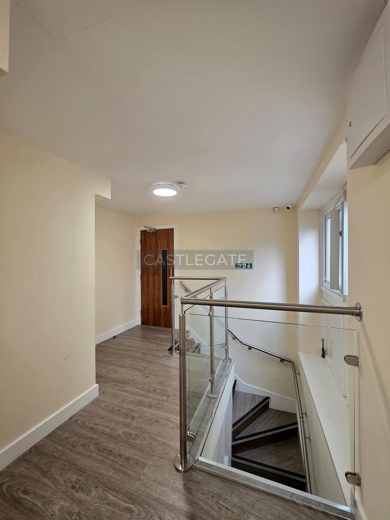 3a New Street, Huddersfield, HD1 2 AX (2)