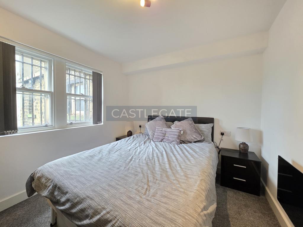 Apartment 10, 3a New Street, Huddersfield, HD1 2 AX