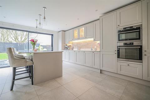 undefined, Newfield Lane, Hemel Hempstead, HP2