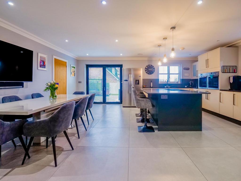 Kitchen/Diner/Family Room