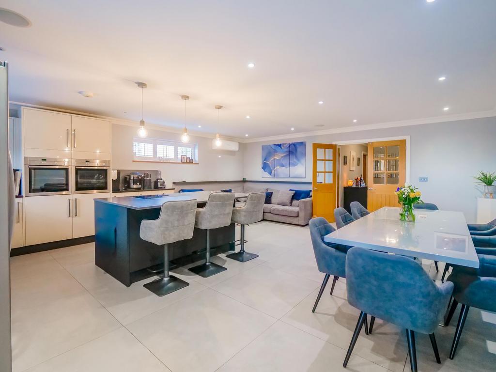 Kitchen/Diner/Family Room