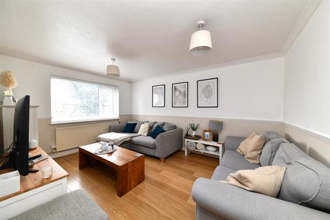 2 bedroom end of terrace house for sale, York Road, Stevenage