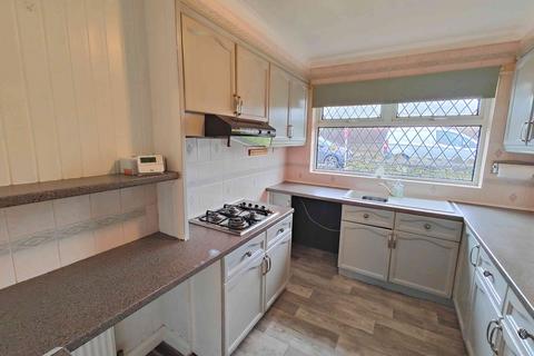 2 bedroom semi-detached bungalow for sale, Maryville Avenue, Brighouse HD6