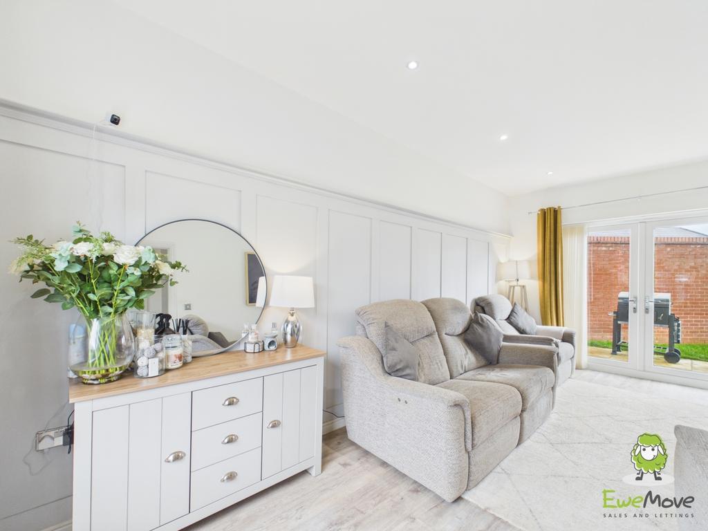 Ewe Move Estate Agents Basingstoke - Trinity Way -