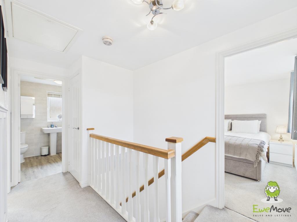 Ewe Move Estate Agents Basingstoke - Trinity Way -