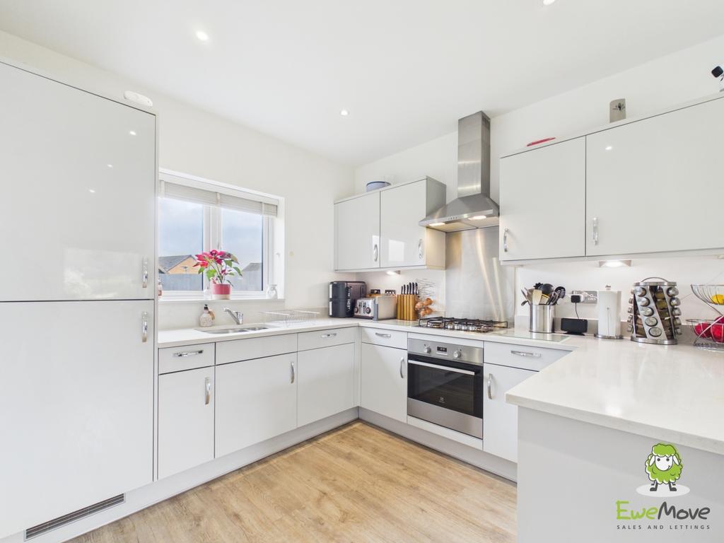 Ewe Move Estate Agents Basingstoke - Trinity Way -