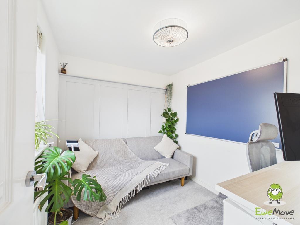 Ewe Move Estate Agents Basingstoke - Trinity Way -