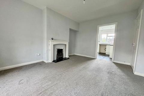 3 bedroom semi-detached house to rent, Tedstone Road, Birmingham B32