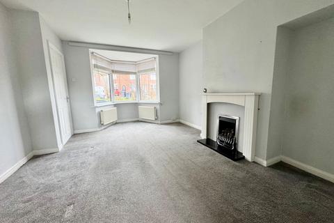 3 bedroom semi-detached house to rent, Tedstone Road, Birmingham B32