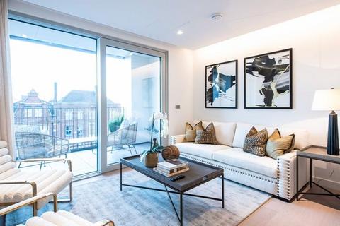 2 bedroom flat to rent, London W2