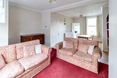 4 bedroom terraced house for sale, Blenheim Road, Reading