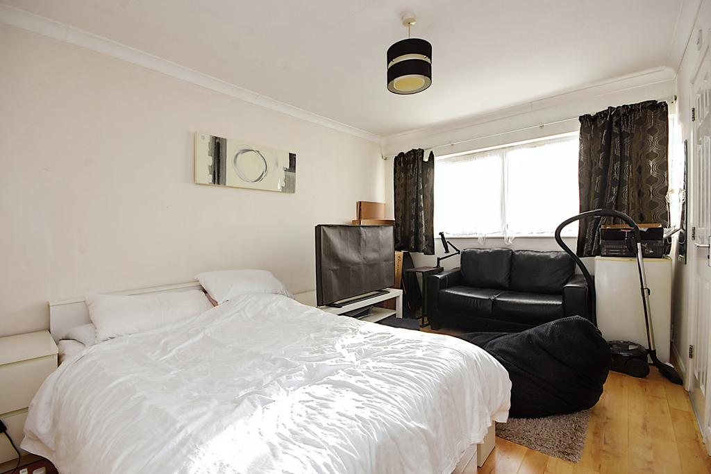 Bed 1