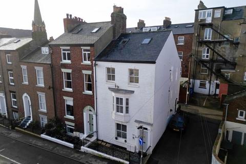 undefined, 9b Wellington Terrace, Whitby