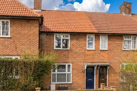 Hall Drive, Hanwell, London, W7