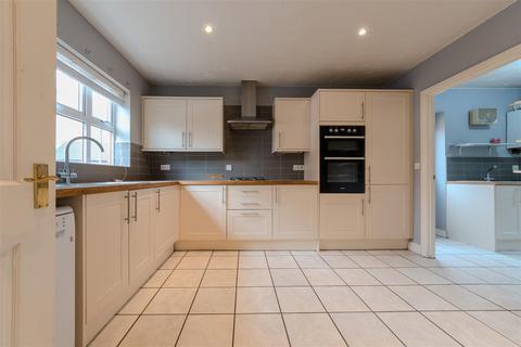 5 bedroom detached house for sale, Coriolanus Square, Heathcote, Warwick