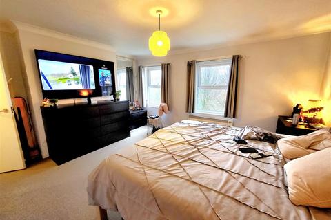 undefined, Albany Road, Sittingbourne