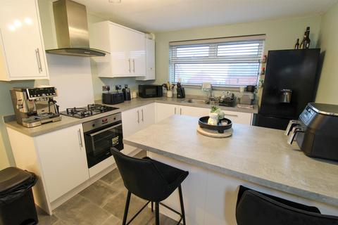 2 bedroom terraced house for sale, School Lane, Ponciau, Wrexham