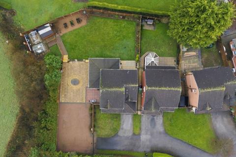 4 bedroom detached house for sale, Hollins Beck Close, Leeds LS25