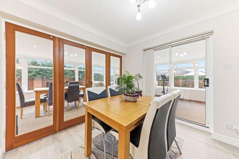 4 bedroom detached house for sale, Hollins Beck Close, Leeds LS25