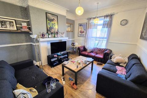 undefined, Hyde Park Road, Leeds