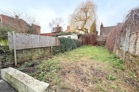 3 bedroom terraced house for sale, Grove Road, London, N15