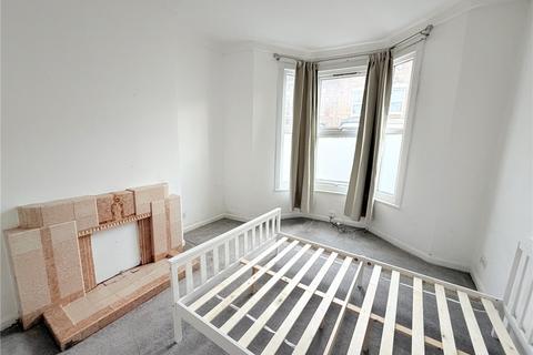3 bedroom terraced house for sale, Grove Road, London, N15