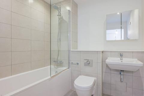 2 bedroom flat to rent, Argo Apartments, Canning Town, London, E16