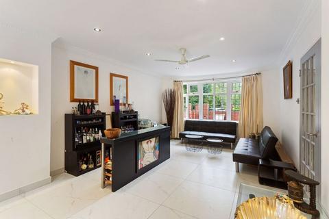5 bedroom detached house for sale, Connaught Drive, Hampstead Garden Suburb Borders, NW11