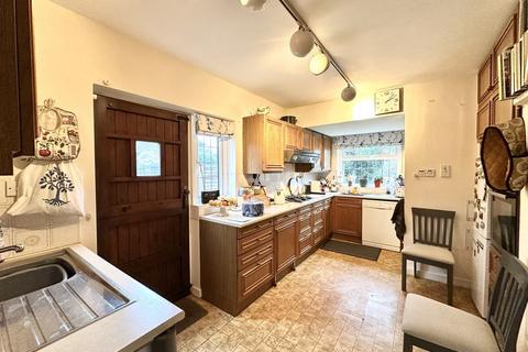 5 bedroom detached house for sale, College Road, Epsom