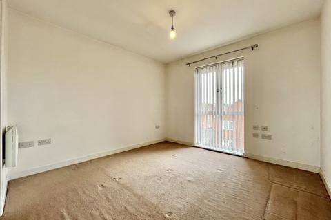 2 bedroom flat for sale, Columbia Crescent, Wolverhampton